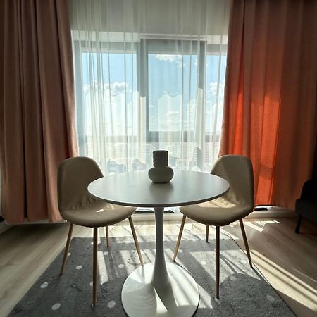 Elegant Studio With City Views - Prime Location - 02 布加勒斯特 外观 照片
